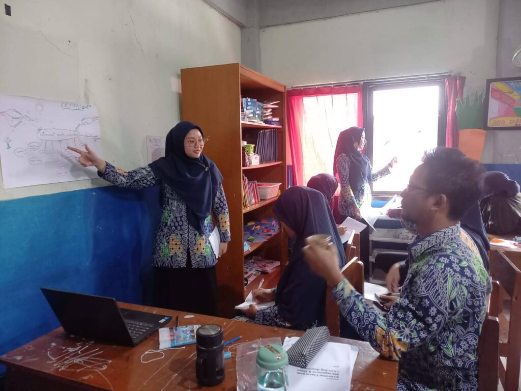 pelatihan manajemen kelas dan pembelajaran mendalam